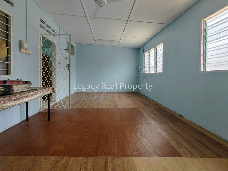 [Facing Open] Teres Setingkat utk Dijual Taman Sri Manggis Teluk Intan - photo 11