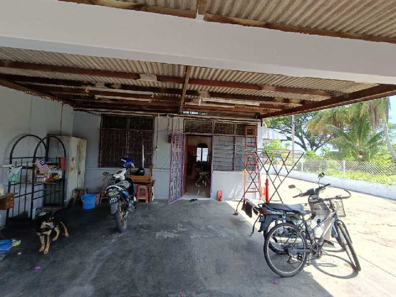 Rumah Teres Corner Lot Setingkat Untuk Dijual Di Gopeng! - photo 4