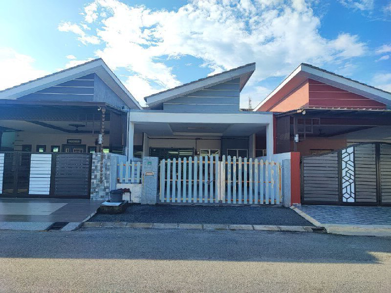 Teres Setingkat Untuk Dijual di Taman Sri Lahat Wang, Bandar Lahat Baru Ipoh Perak