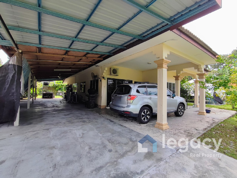 Banglo Dusun Setingkat di Kg Kurnia, Tronoh, Seri Iskandar Perak - photo 3