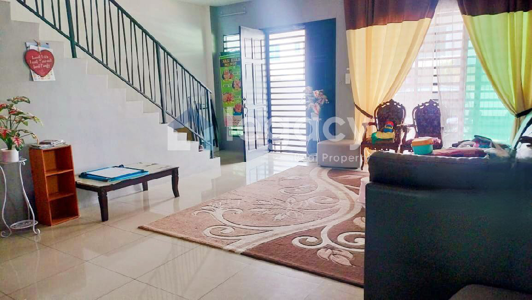 Rumah Corner Lot Teres 2 Tingkat Di Taman Lahat Baru Untuk Dijual - photo 8