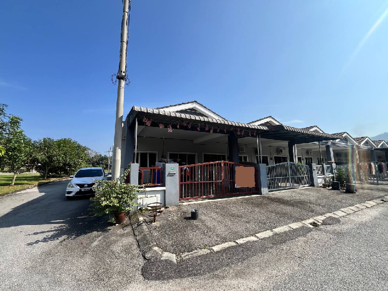 Rumah Teres Setingkat Untuk Dijual Di Taman Dipang Permai Kampar - photo 2