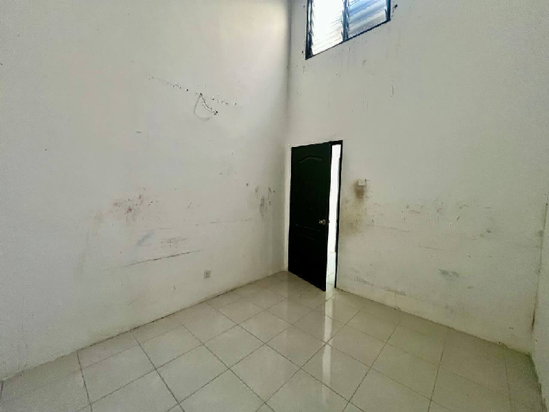 Rumah Teres Setingkat Untuk Dijual Di Taman Dipang Permai Kampar - photo 13