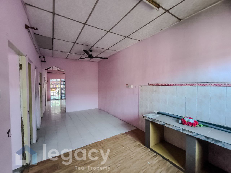 Rumah Setingkat Di Taman Fasa 2J,Seri Manjung. - photo 8