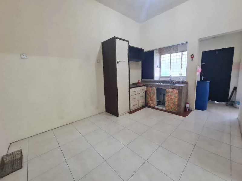 Rumah Teres Dua Tingkat Untuk Dijual Di Taman Tawas Mewah Tasek - photo 11