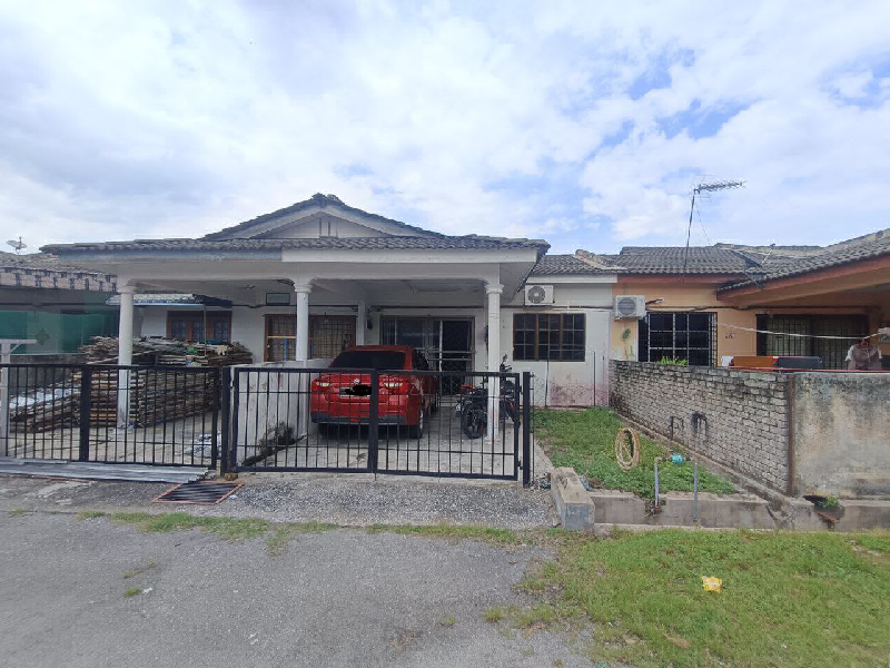 Rumah teres setingkat untuk dijual di Taman Muhibbah , Sungai Siput