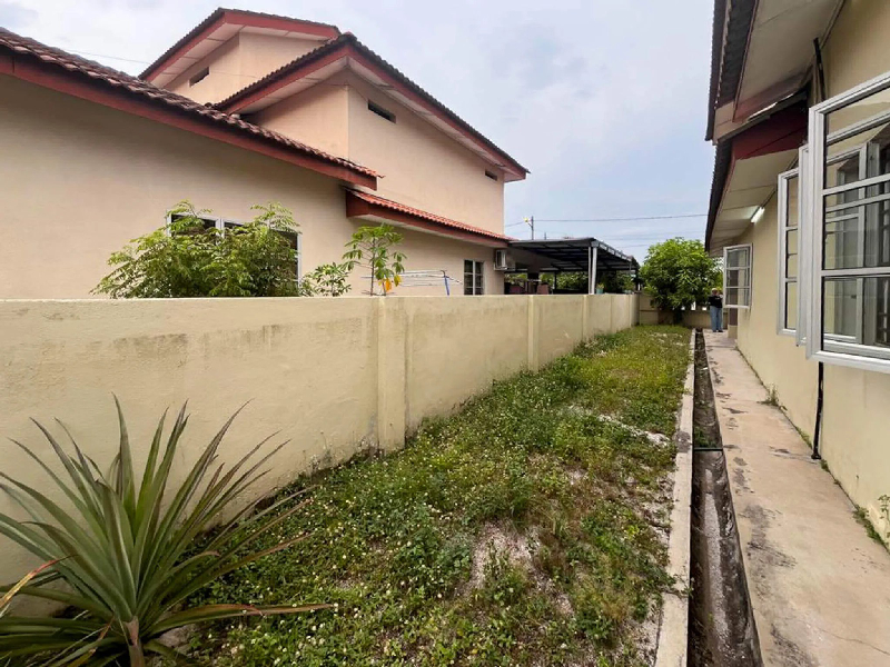 Rumah Endlot Setingkat 1/2 Untuk Dijual Di Bandar Universiti, Seri Iskandar - photo 3