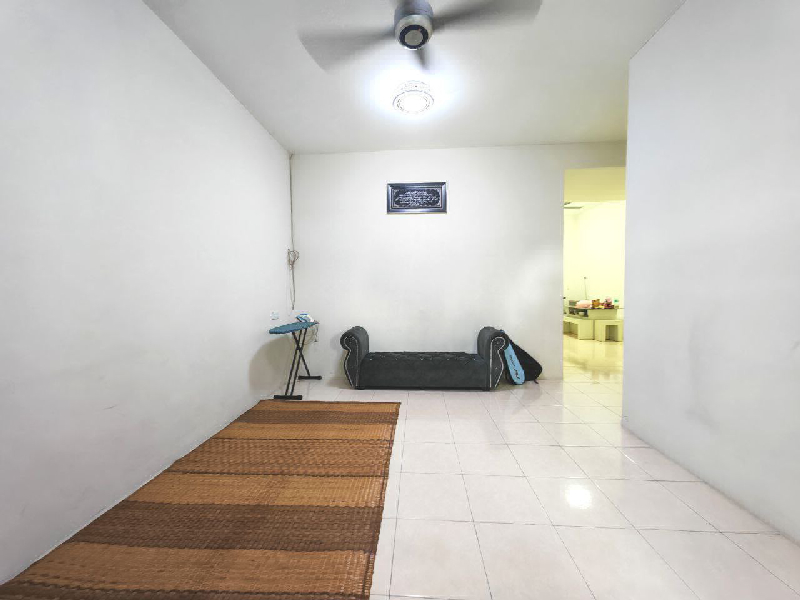 Rumah Teres Setingkat Untuk Dijual Di Taman Lakeville, Seri Iskandar - photo 6