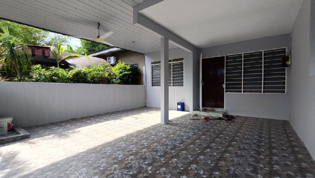 Rumah Teres Setingkat Untuk Dijual Berdepan Lotus Bercham - photo 3