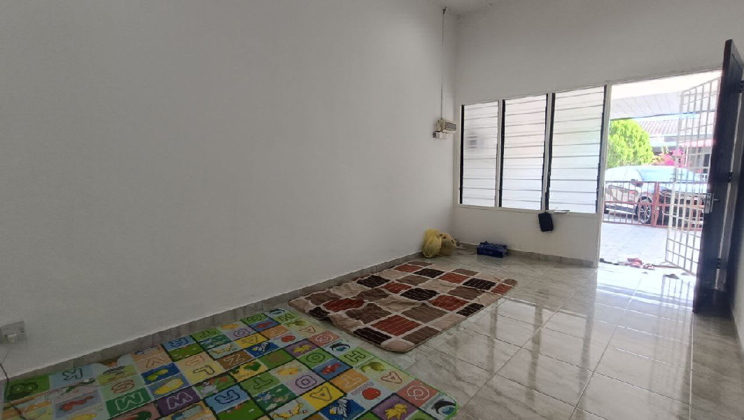 Rumah Teres Setingkat Untuk Dijual Berdepan Lotus Bercham - photo 7
