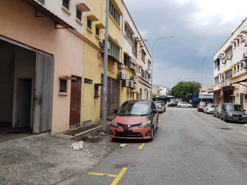 Pandan Cahaya Factory and Warehouse - photo 7