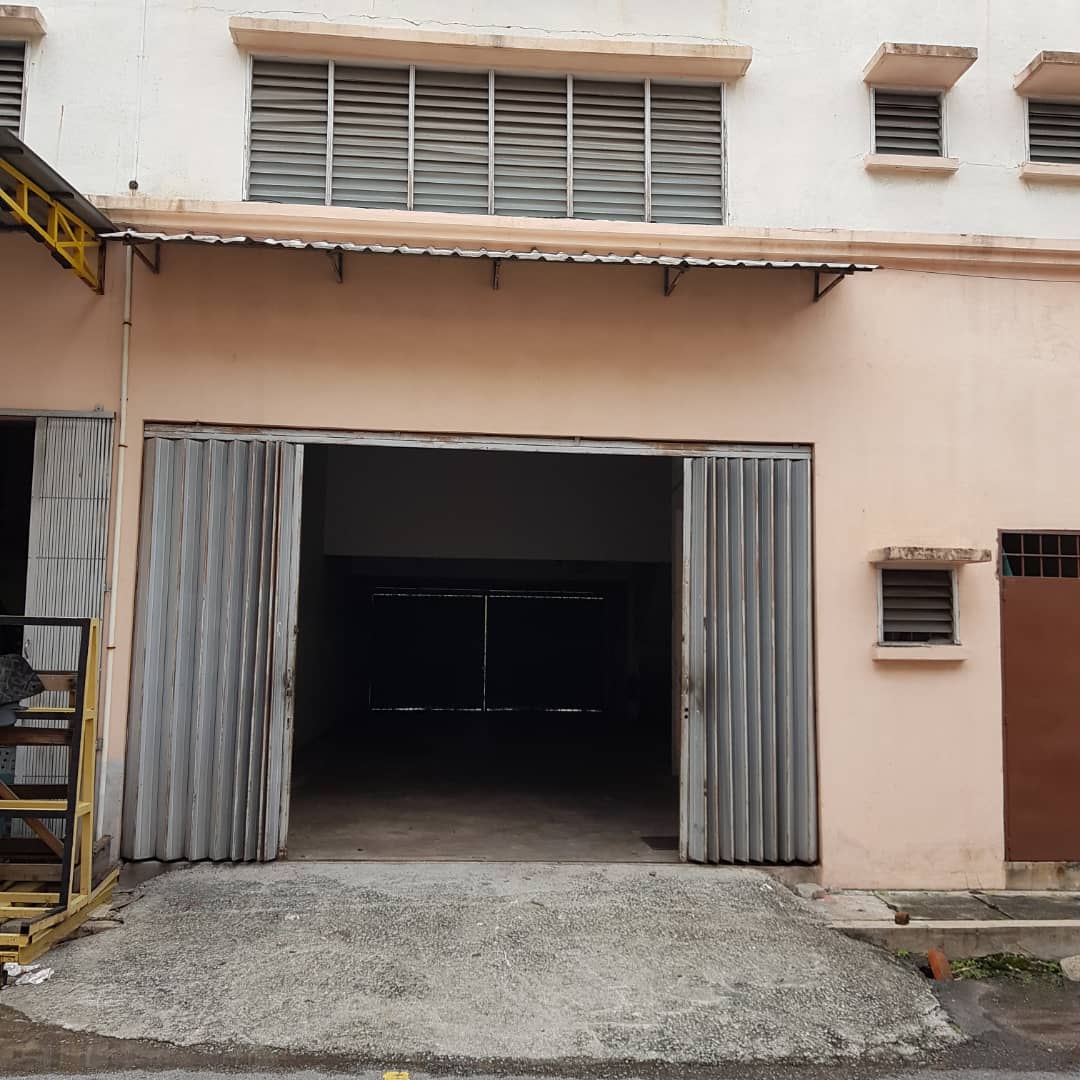 Pandan Cahaya Factory and Warehouse - photo 6