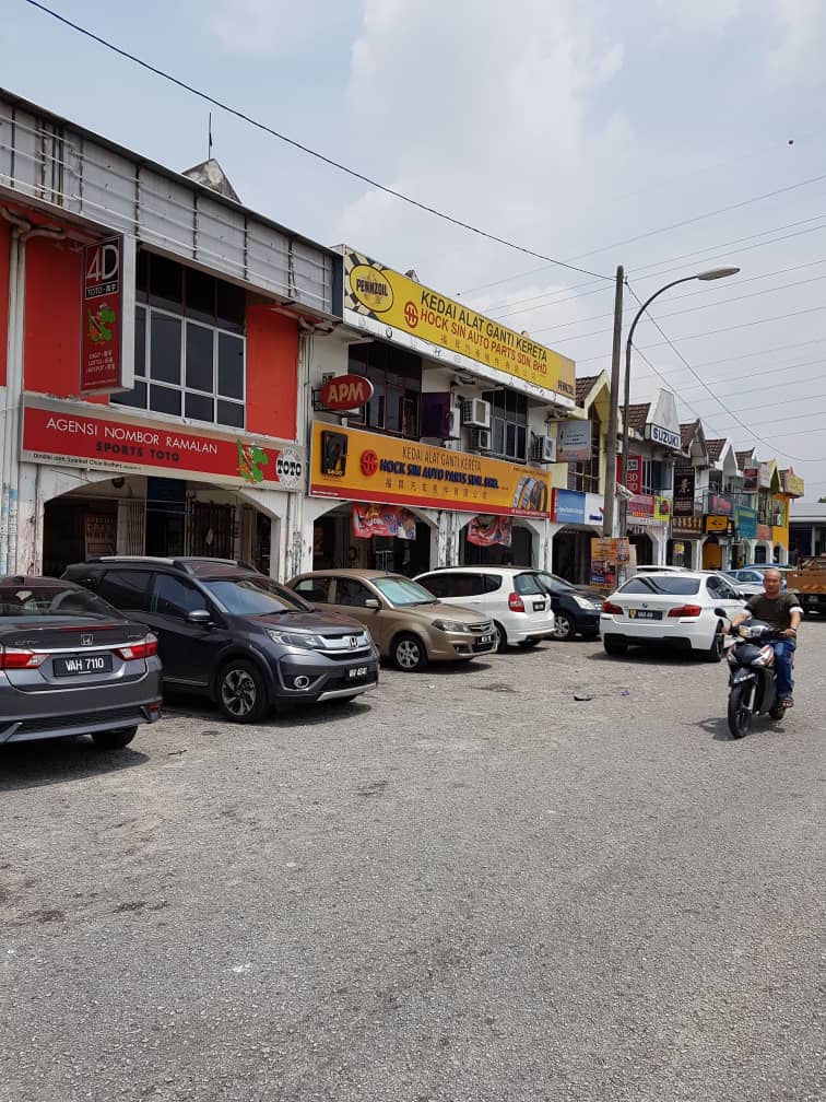 Desa Tun Razak Shoplot