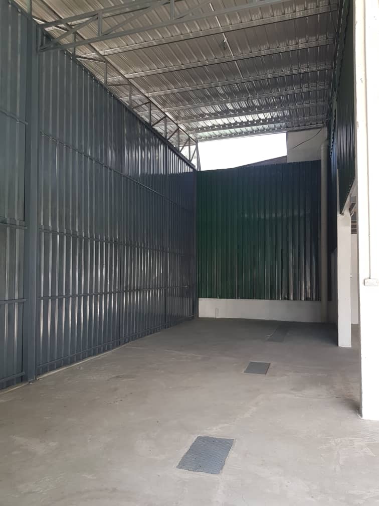 Bandar Tun Razak Factory with Auto roller shutter - photo 8