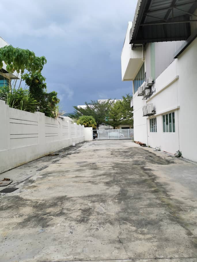 Semeyih Hi-Tech Semi D Factory - photo 9