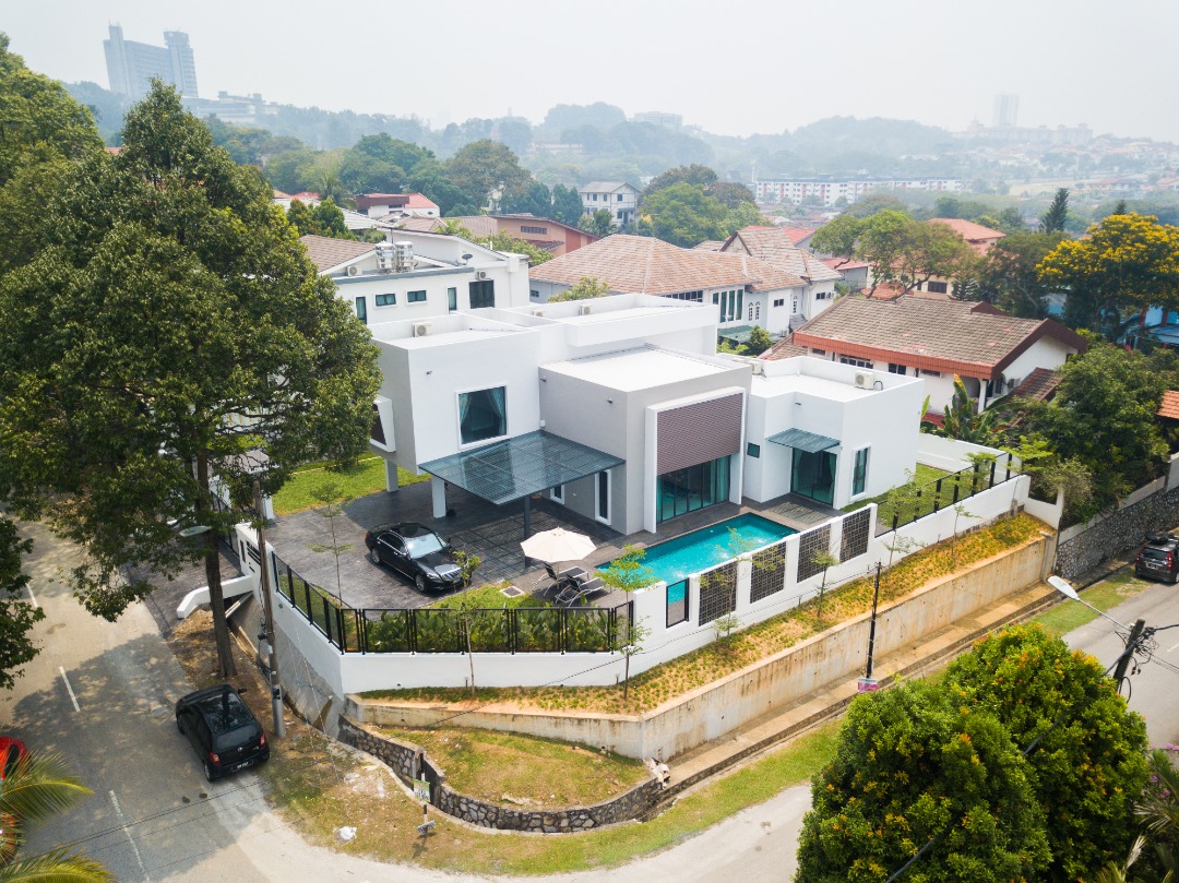 Seksyen 2 Bungalow House