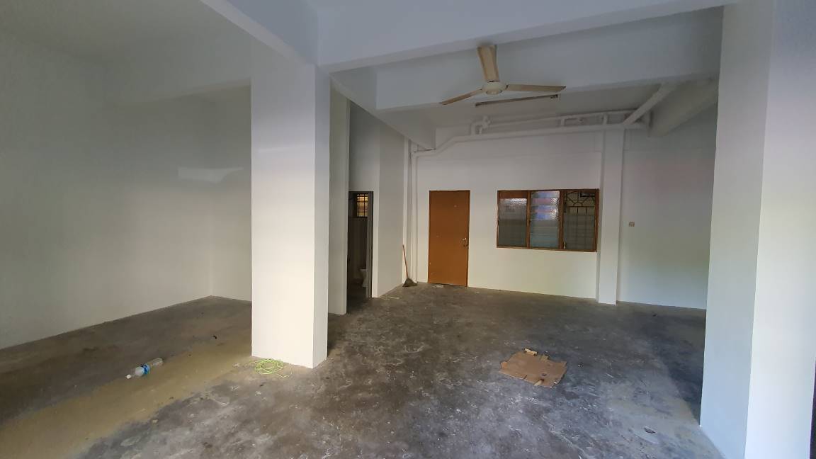 Taman Koperasi Maju Jaya Store - photo 2