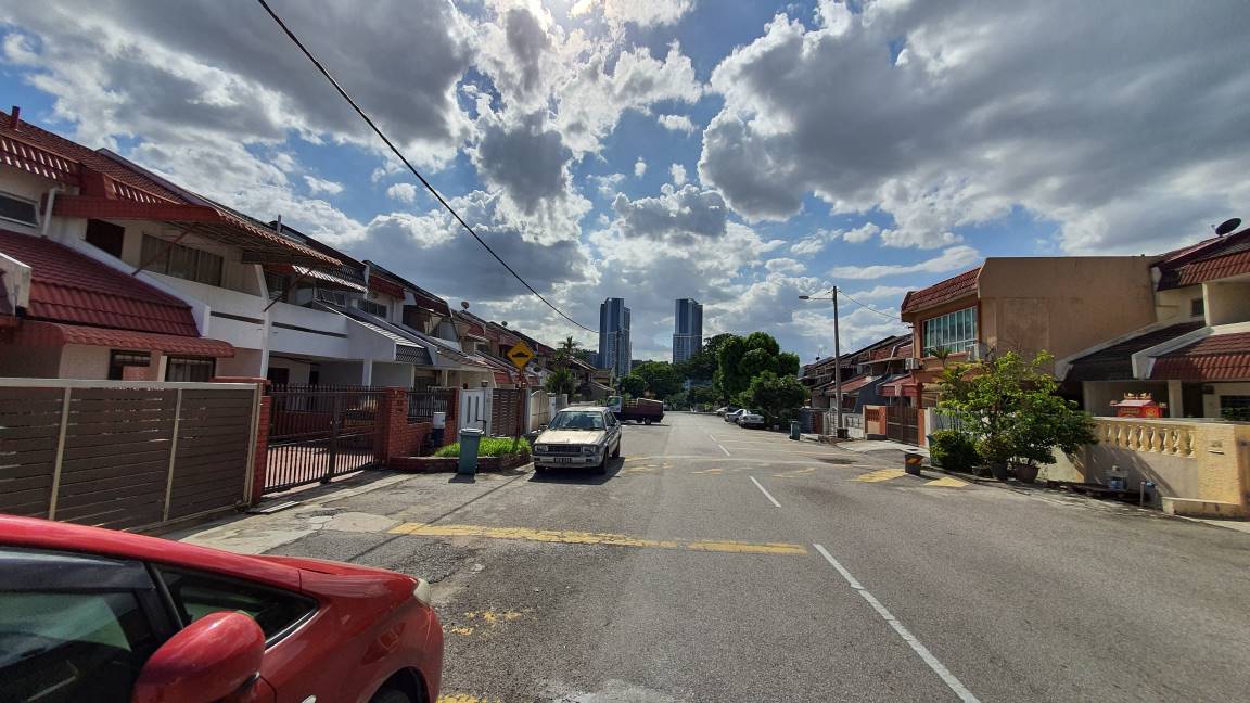 Taman Dahlia 3 Storey House