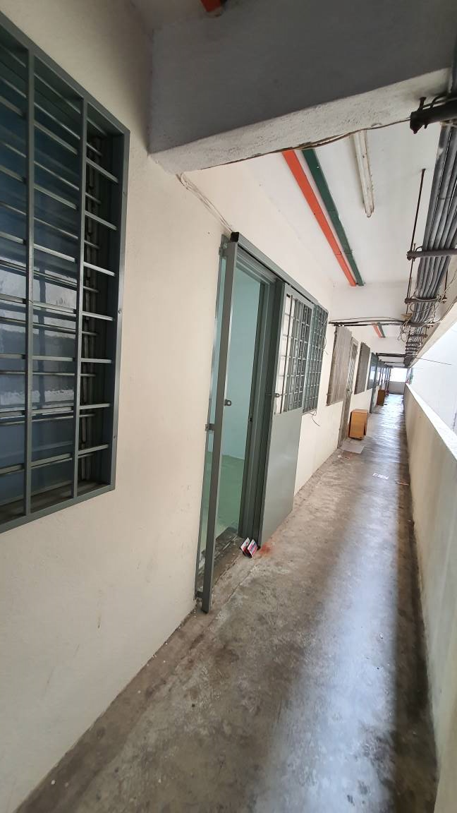 Taman Pandan Ria Apartment block D - photo 8