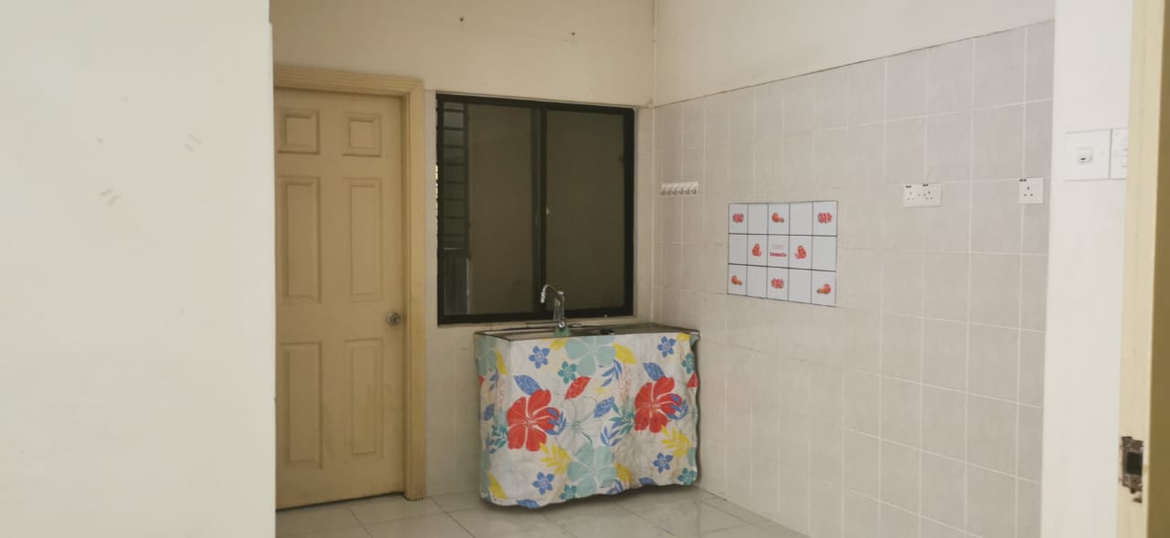 Kristal Villa Condominium, Kajang - photo 5
