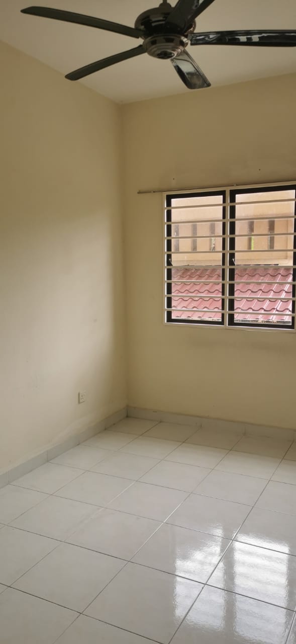 Kristal Villa Condominium, Kajang - photo 6