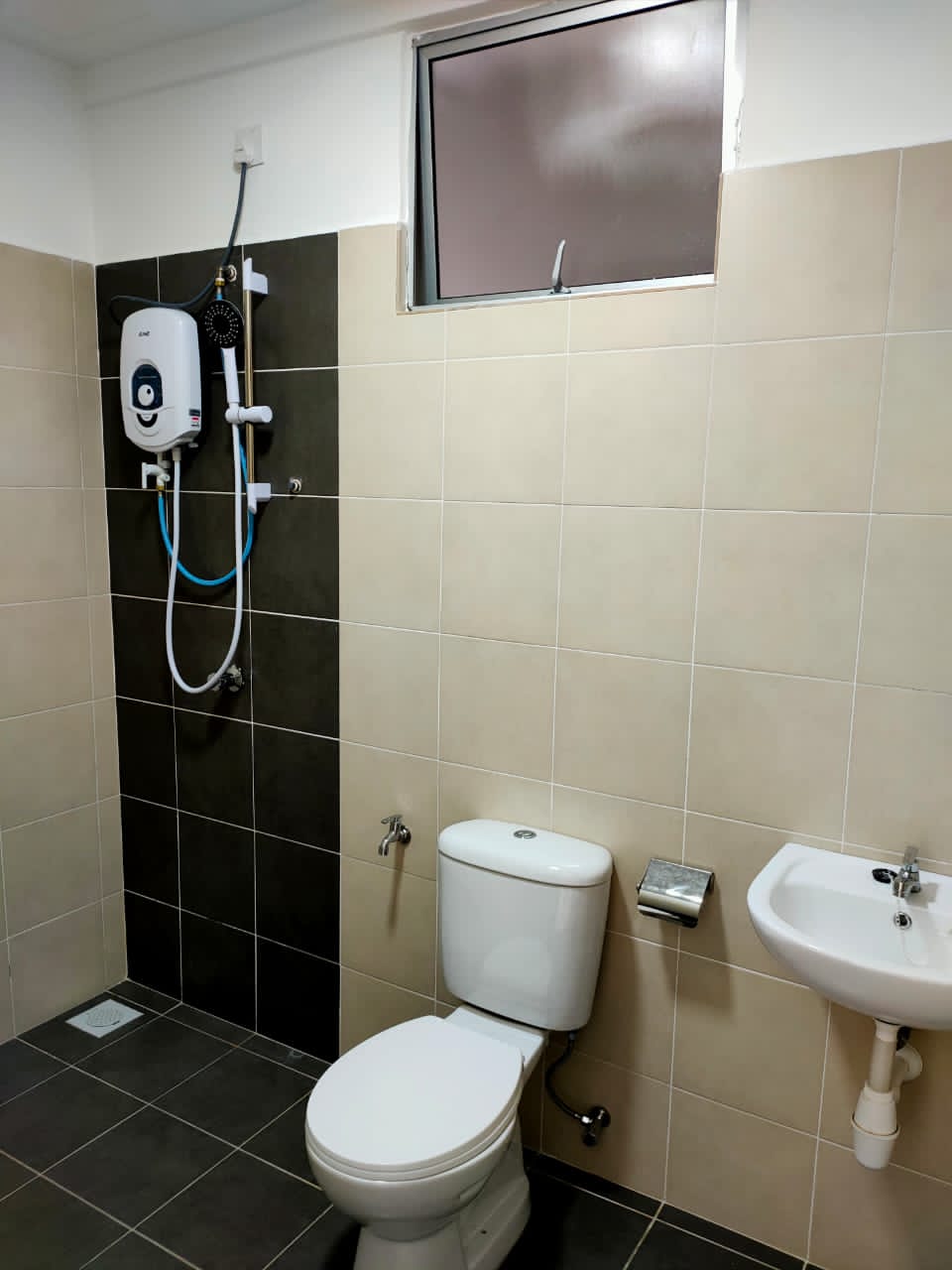 SCIENTAX MERU CONDO 15TH FLOOR  FOR RENT - photo 11