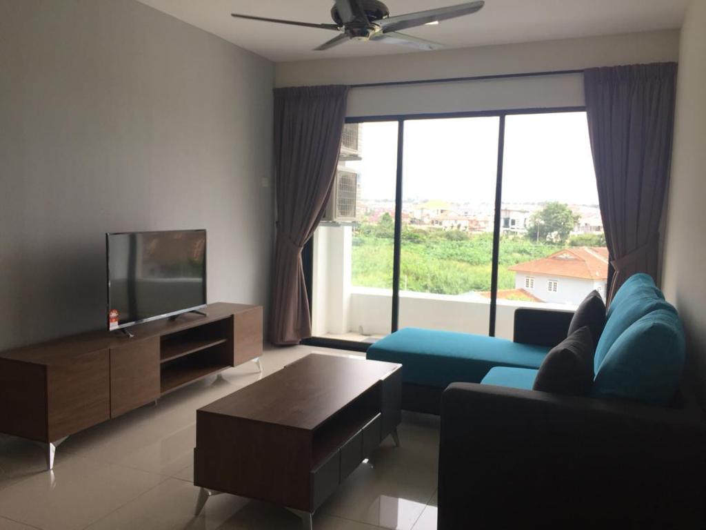 MANHATTAN CONDO AT JALAN PASIR PUTEH FOR RENT - photo 3