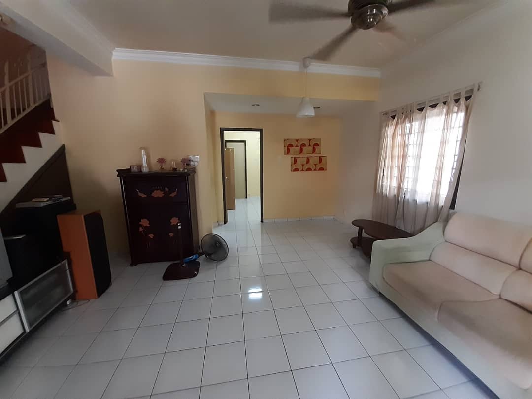 DOUBLE STOREY HOUSE PAKATAN JAYA BERCHAM FOR SALE - photo 3