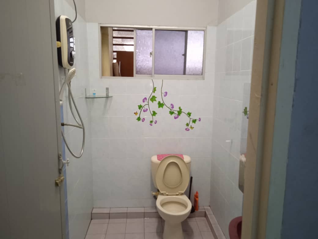 DESA TAMBUN APARTMENT FULLY FURNISH FOR SALE - photo 9