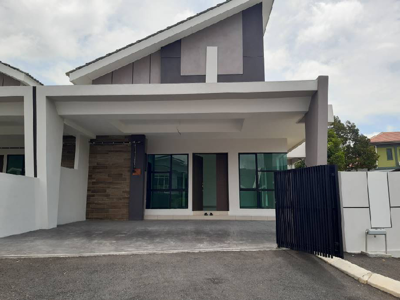 WATERFRONT LAHAT SEMID CORNER 1 STOREY FOR SALE - photo 1