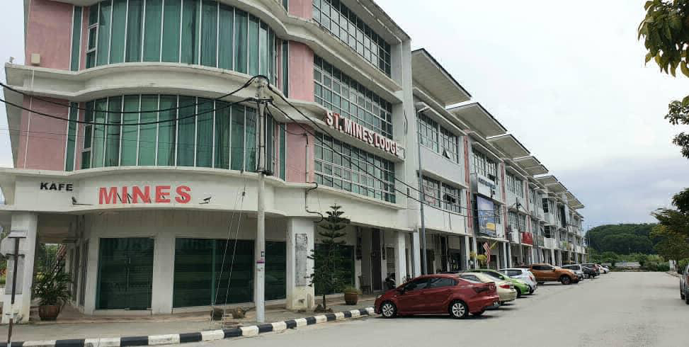 LAHAT MINES SHOPLOTS FOR RENT