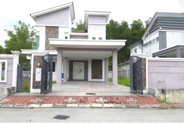 MERU HILLS BUNGALOW 2 STOREY CORNER LOT  FOR SALE