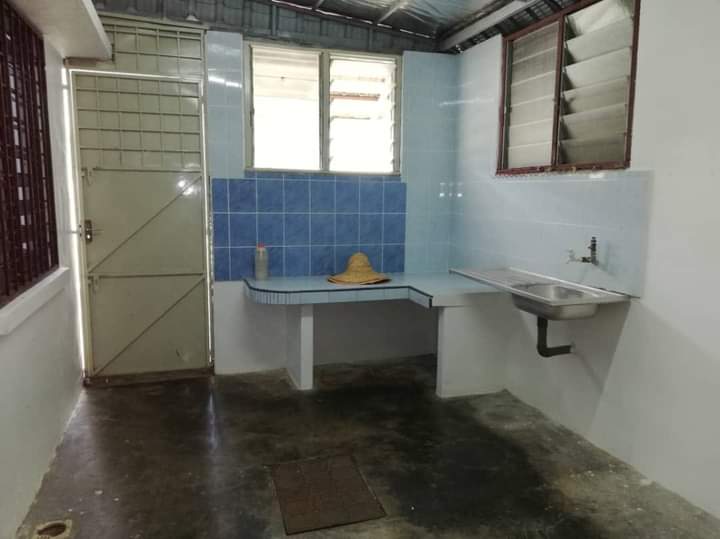 MENGLEMBU CORNER HOUSE FOR RENT - photo 11