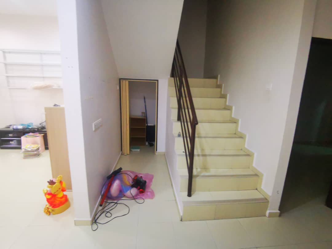 TAMAN PERMAI LAHAT DOUBLE STOREY HOUSE FOR SALE - photo 5