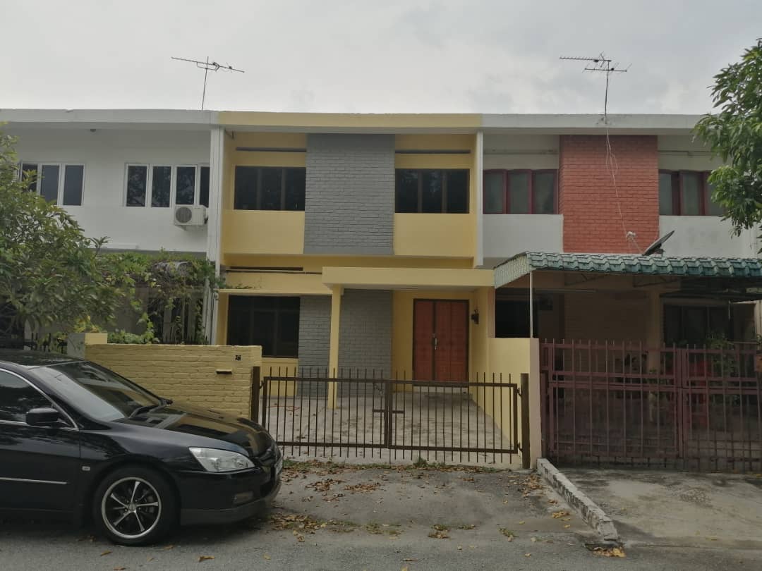 IPOH GARDEN EAST DOUBLE STOREY HOUSE FOR RENT