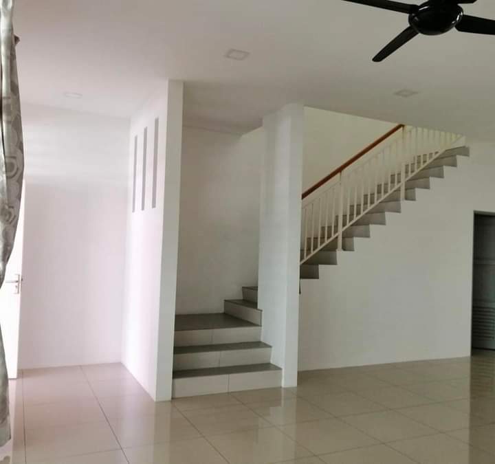PENGKALAN DOUBLE STOREY HOUSE FOR SALE - photo 4