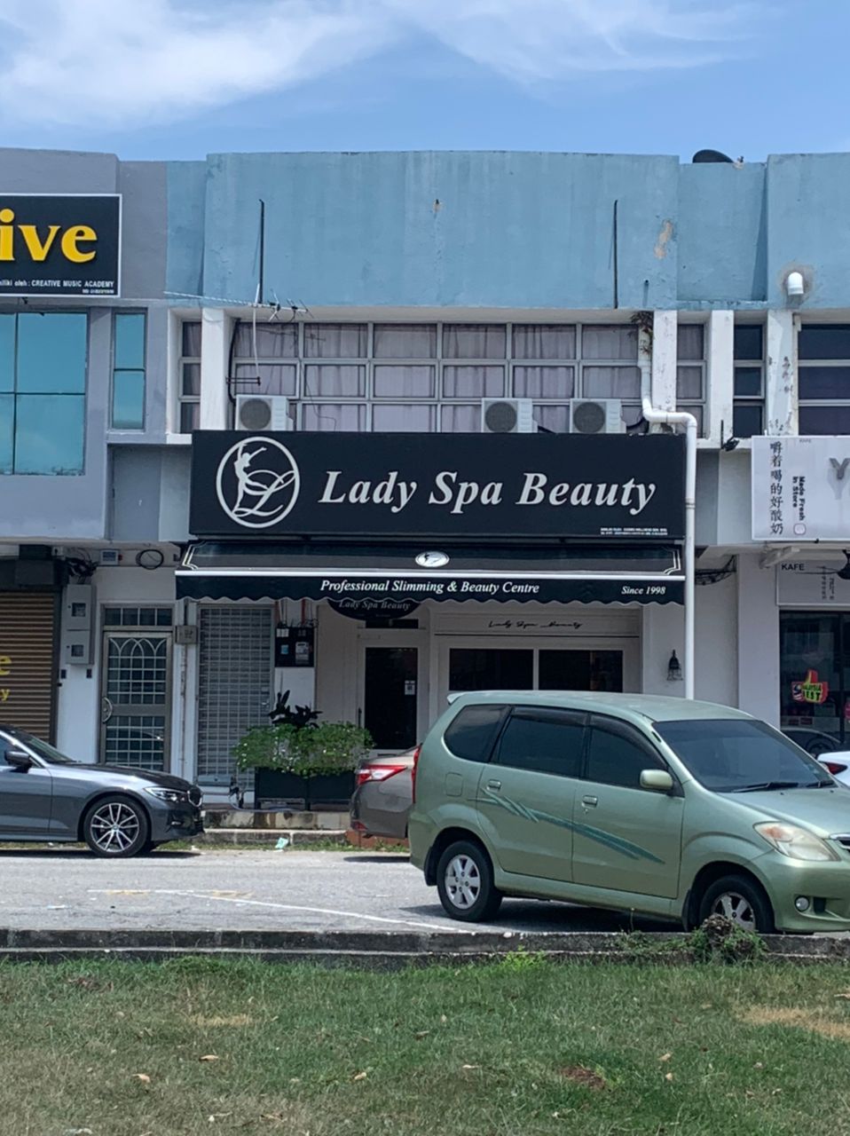 MEDAN IPOH 1ST FLOOR SHOPLOT FOR RENT