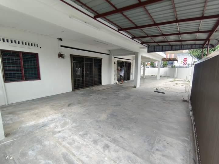 KG SIMEE TWO SINGLE STOREY HOUSE FOR RENT