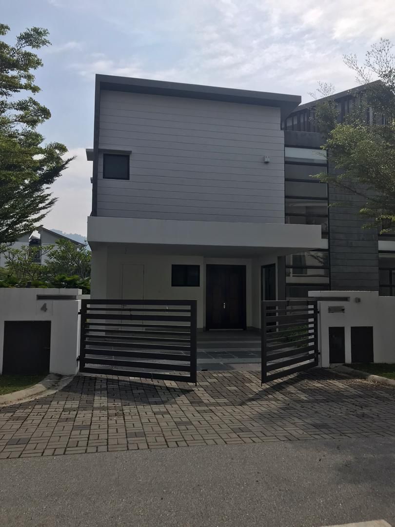 ENCLAVE 2 SEMI-D  LOT TIGER LANE FOR SALE