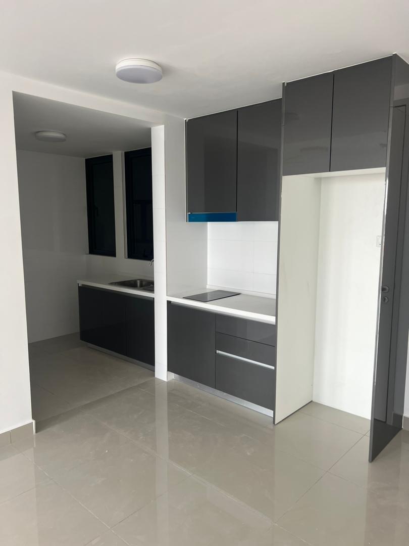 Below Market 3 Bedroom Near Lrt in Kelana Jaya - photo 5