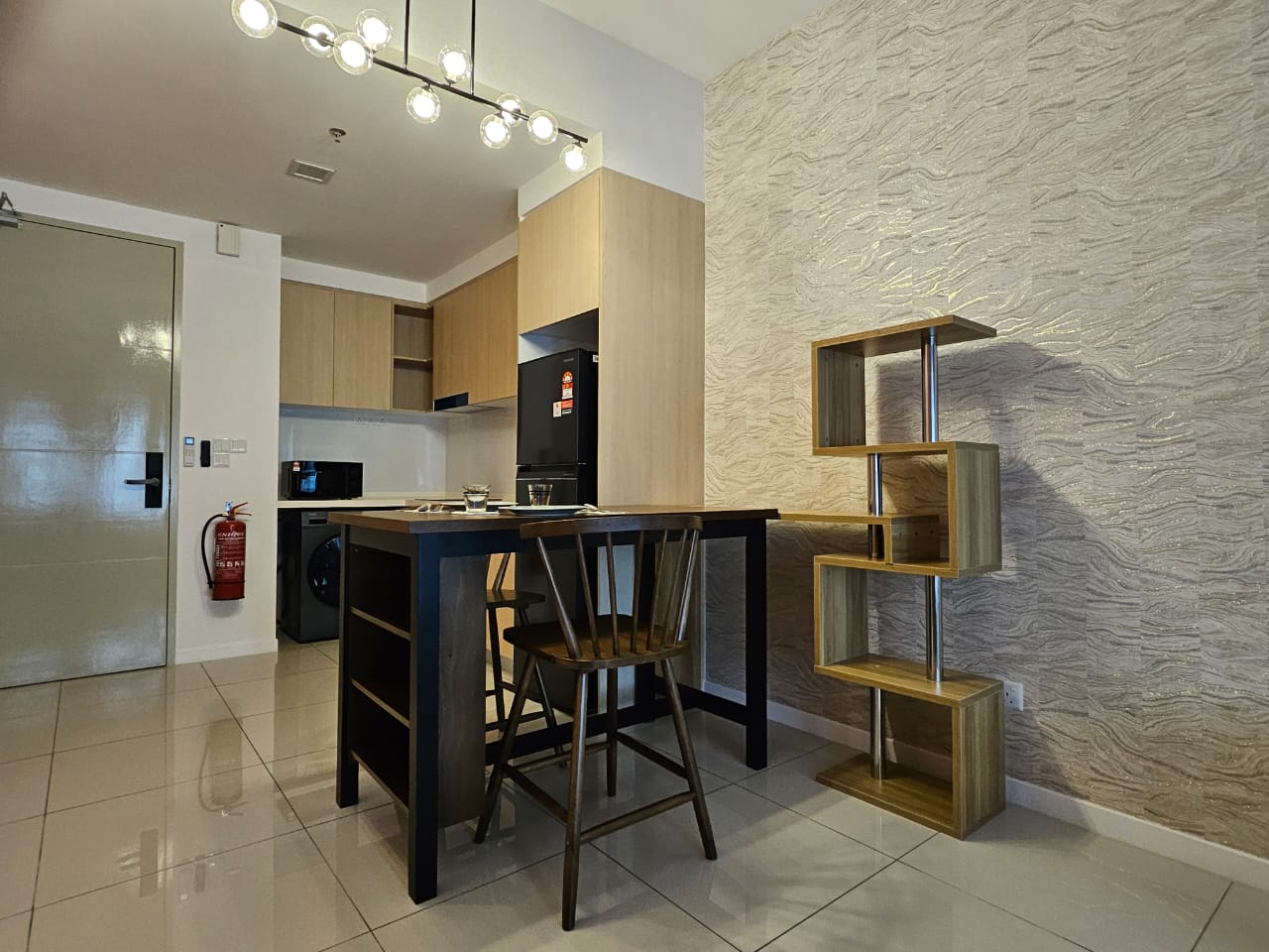Fully Furnished 1 Bedroom in Southplace Residence - photo 5