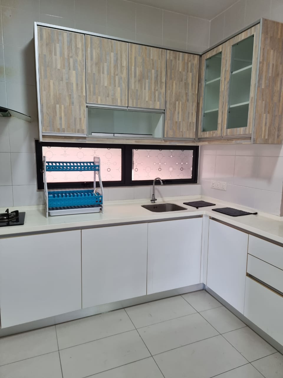 Corner Lot Condo in Armanna Residence 3 Bedroom AD - photo 6