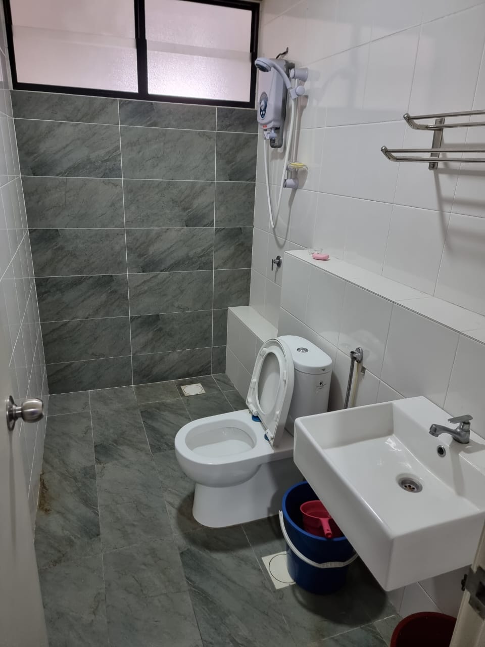 Corner Lot Condo in Armanna Residence 3 Bedroom AD - photo 13