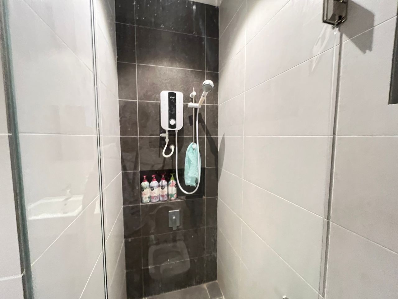 2 Bedroom Unit Ara Sentral Link Bridge to Lrt AD - photo 8