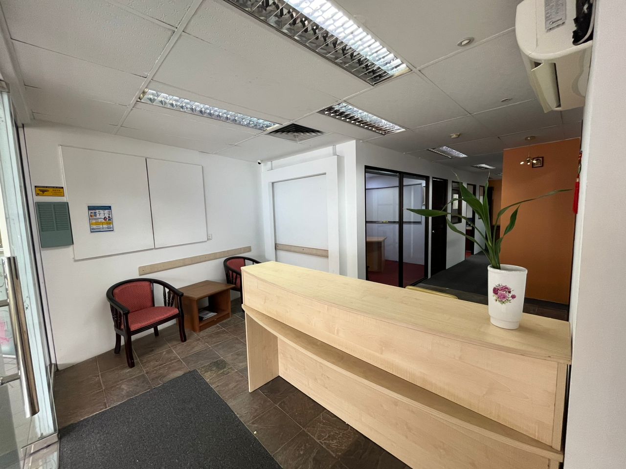 Fully Furnished Office For Rent Great Owner AD - photo 6