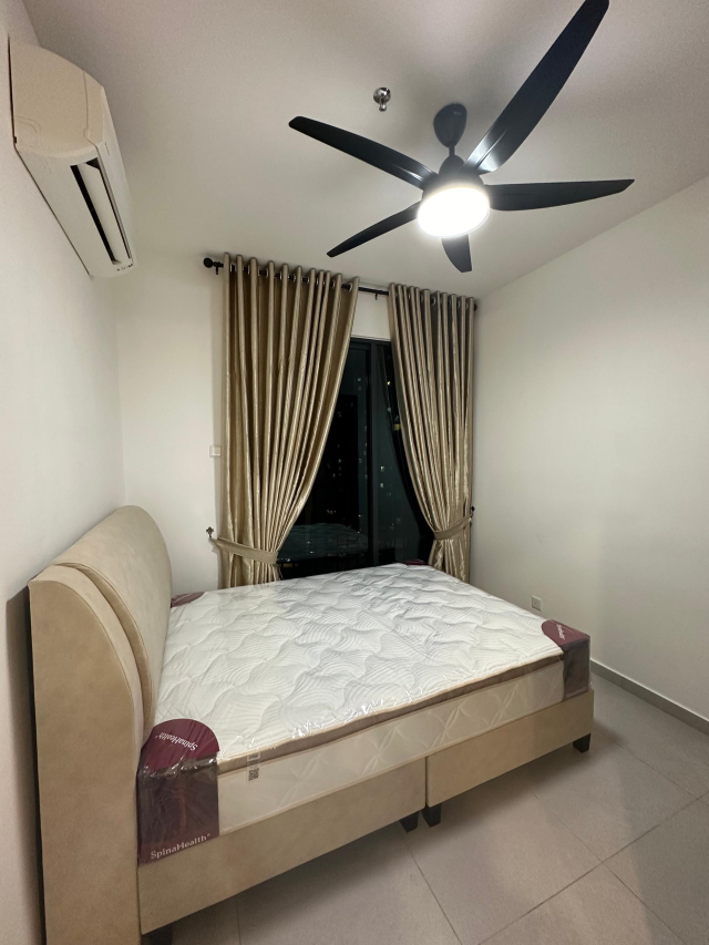 Yolo Signature 3Rooms FF By BL - photo 2