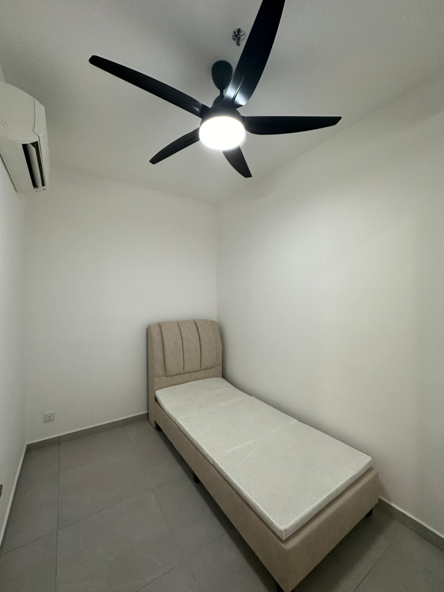 Yolo Signature 3Rooms FF By BL - photo 12