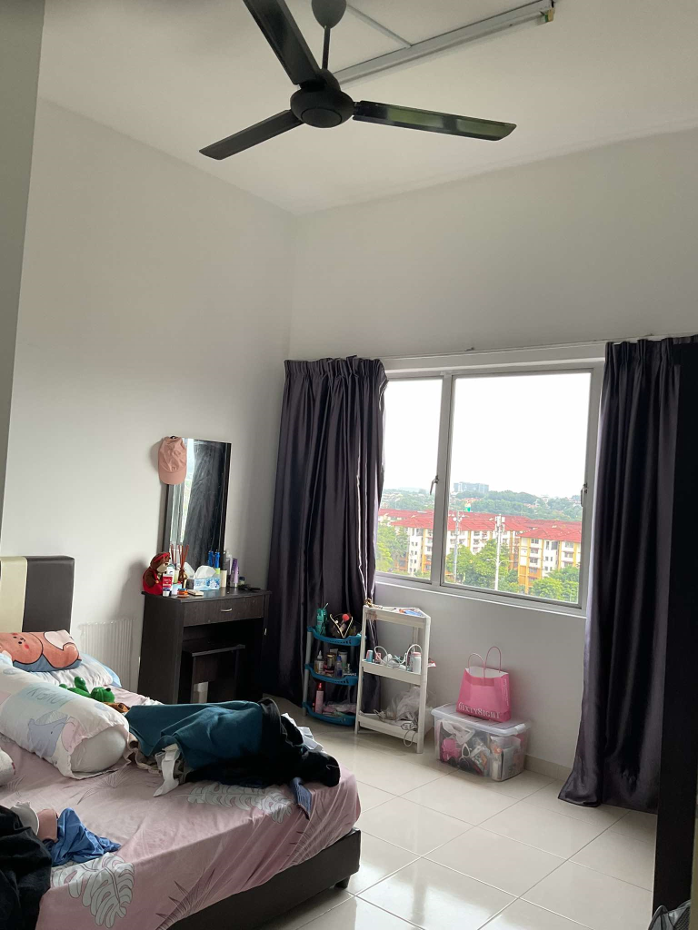 Fully Furnished 3 Bedroom near Mrt Prime Location - photo 10