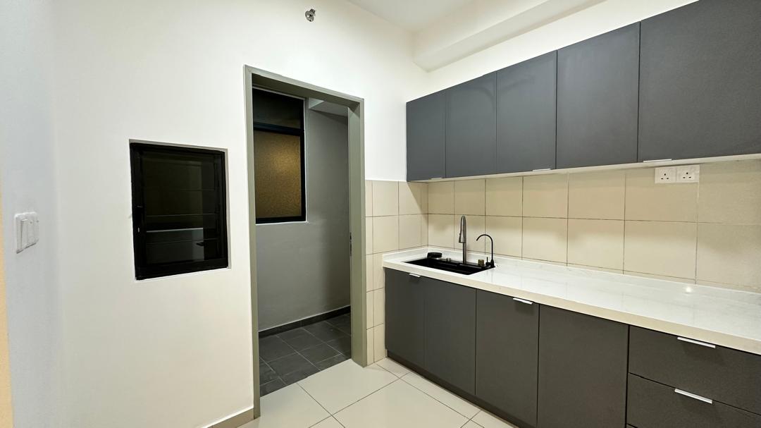 Fully Furnished 3 Bedroom in D Vervain Reasonable - photo 5