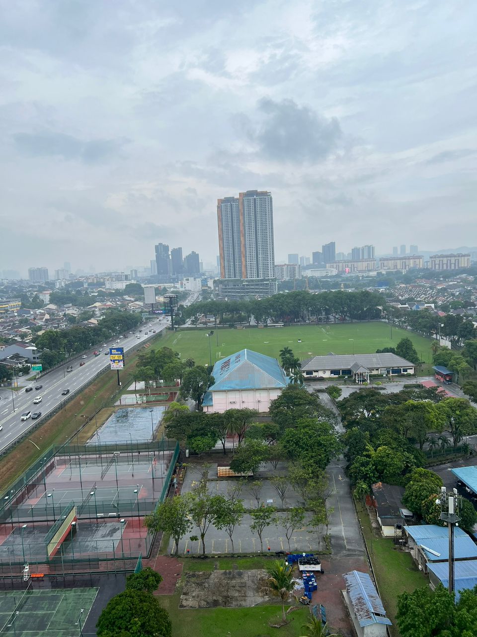 Partial Furnished 3Bedroom in Plaza Kelana Jaya AD - photo 2